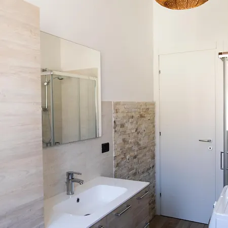 Casa Delucie Apartment *